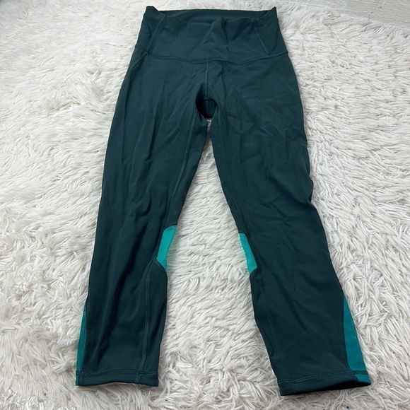 Lululemon Mix & Mesh Crop *21" - Picture 1 of 5